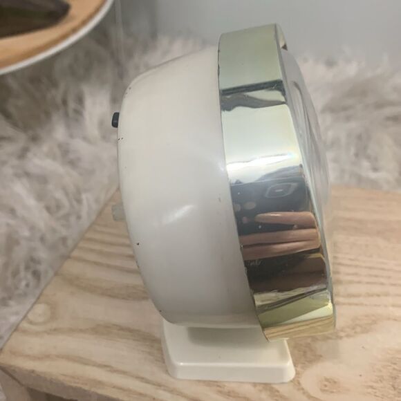 Vintage Westclox Wind-Up Alarm Clocks Bundle Of 2 Bedside 1 Travel Clock - Picture 11 of 16